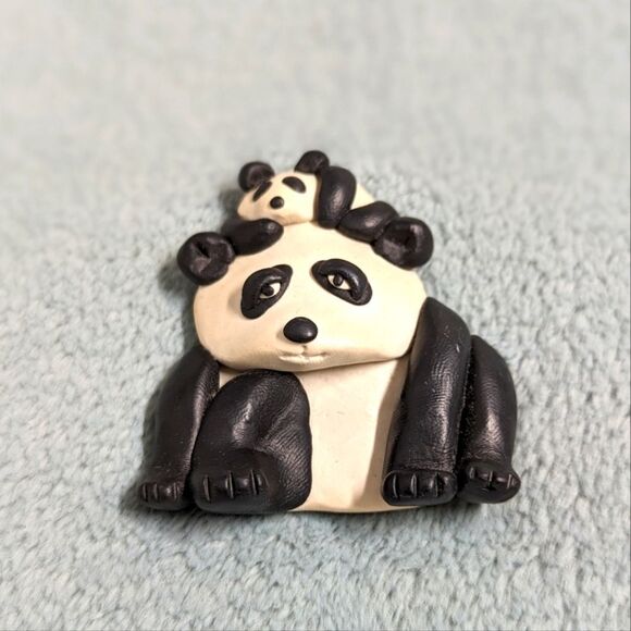 Vintage Artisan Made Panda Brooche - Picture 2 of 8